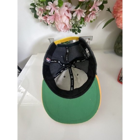 Los Angeles Lakers Hat Cap Gray and Yellow Flannel with Logo Adjustable OS EUC - Picture 16 of 16